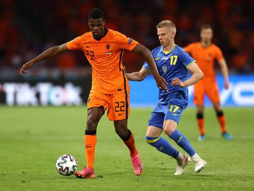 Denzel Dumfries scored the winner in an entertaining 3-2 win for the Netherlands