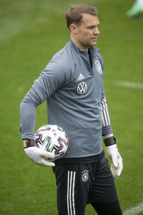 German stalwart Manuel Neuer in training