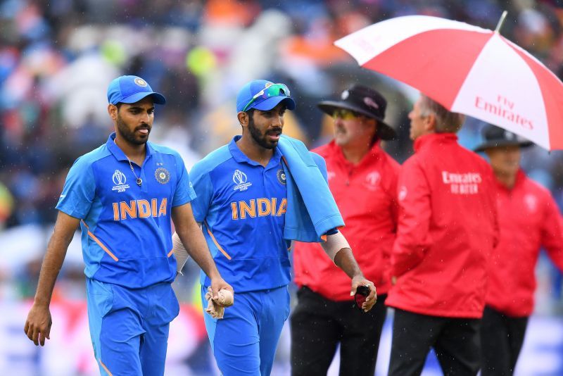 Aakash Chopra feels Jasprit Bumrah and Bhuvneshwar Kumar should play ahead of Mohammed Shami