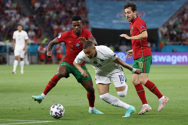France drew 2-2 with Portugal.