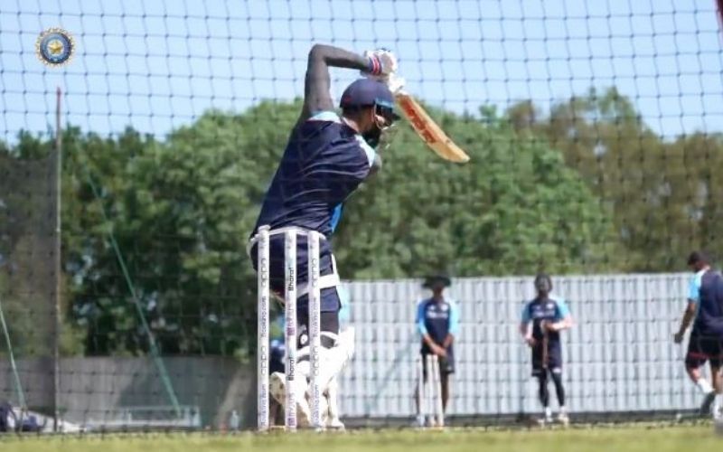 Virat Kohli was seen timing the ball to perfection in the nets