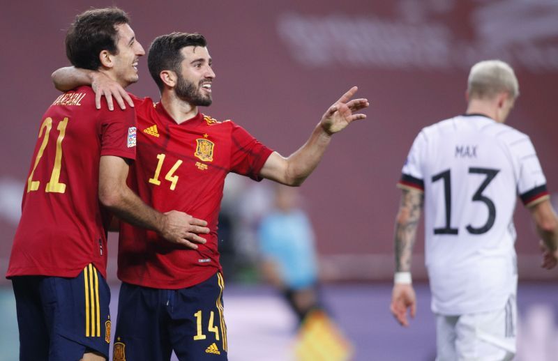 Mikel Oyarzabal (left) an Jose Gaya