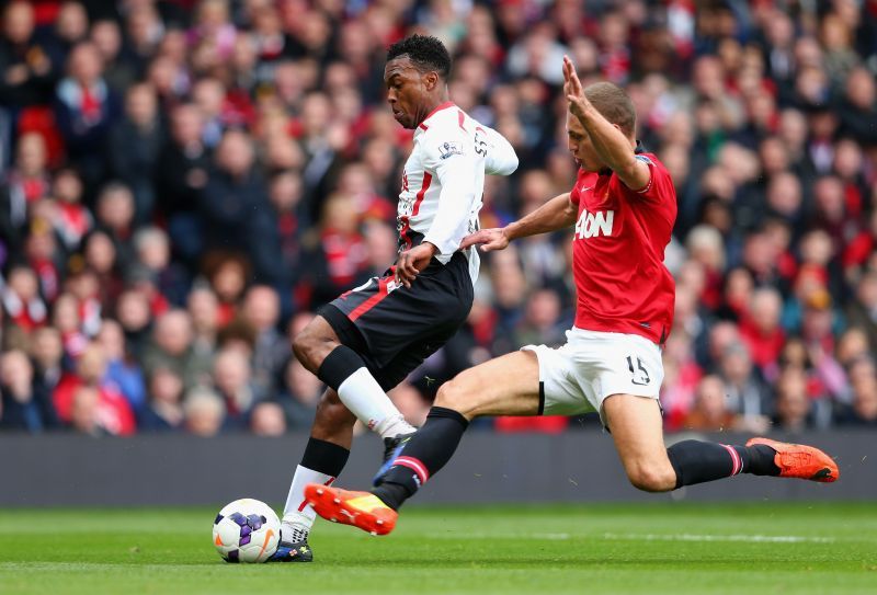 Nemanja Vidic (right) tackles Daniel Sturridge in a Premier League game.