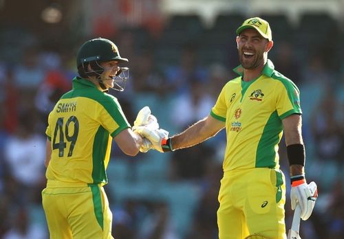 Steve Smith (L) and Glenn Maxwell