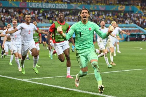 Yann Sommer (#1) came up with the match-winning penalty save to help Switzerland pull off a massive upset