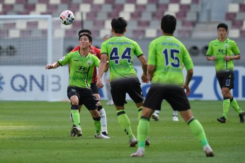 Jeonbuk Hyundai Motors play Gamba Osaka on Monday