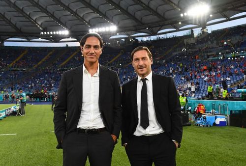 Alessandro Nesta (left) with Francesco Totti (right) ahead of Italy's Euro 2020 fixture against Wales<p>