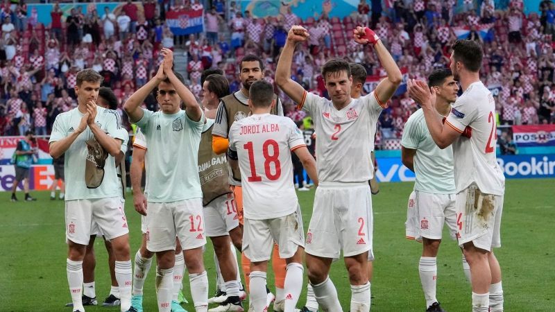 Spain celebrate after their dramatic win over Croatia in extra time.