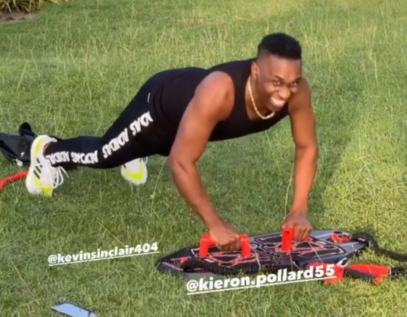 Dwayne Bravo working out. Pic: Chris Gayle/ Instagram