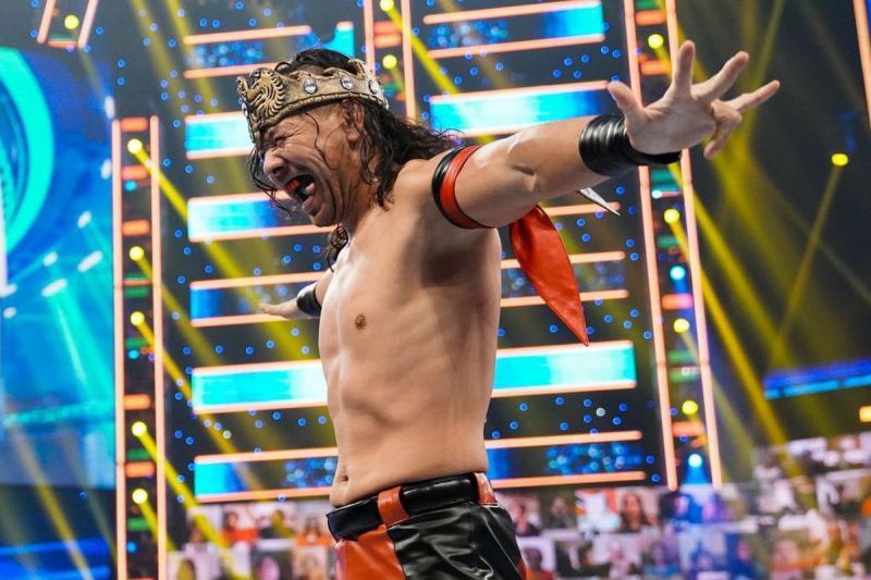 A new royal era will start on WWE SmackDown tonight