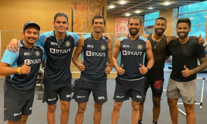 Navdeep Saini poses with teammates. Pic: Navdeep Saini/ Instagram