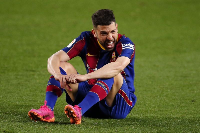 Jordi Alba reacts during one of Barcelona's 2020-21 La Liga matches