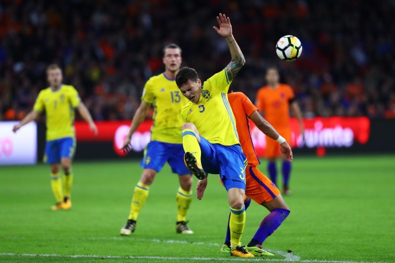 Victor Lindelof in action for Sweden, against Netherlands in a World Cup qualifier
