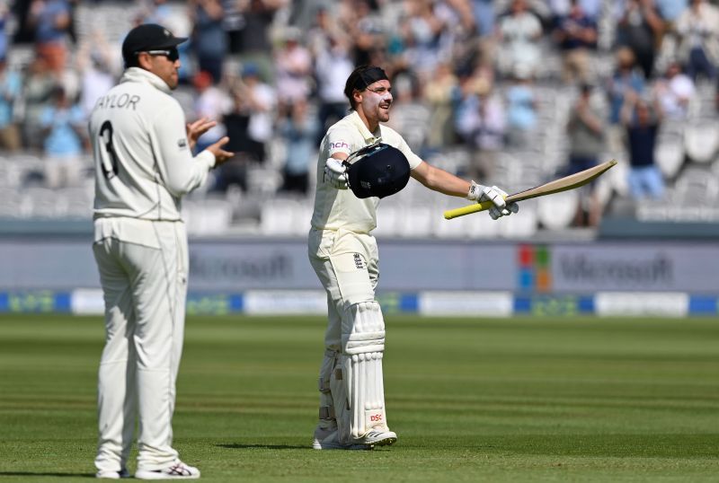 Rory Burns (R) scored a brilliant hundred against New Zealand