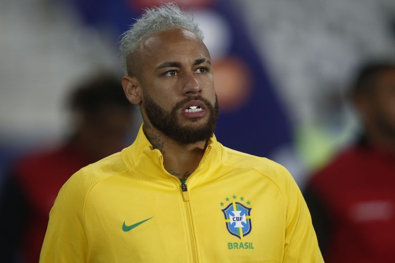 Neymar looks on during Brazil&#039;s match against Peru in the 2021 Copa America