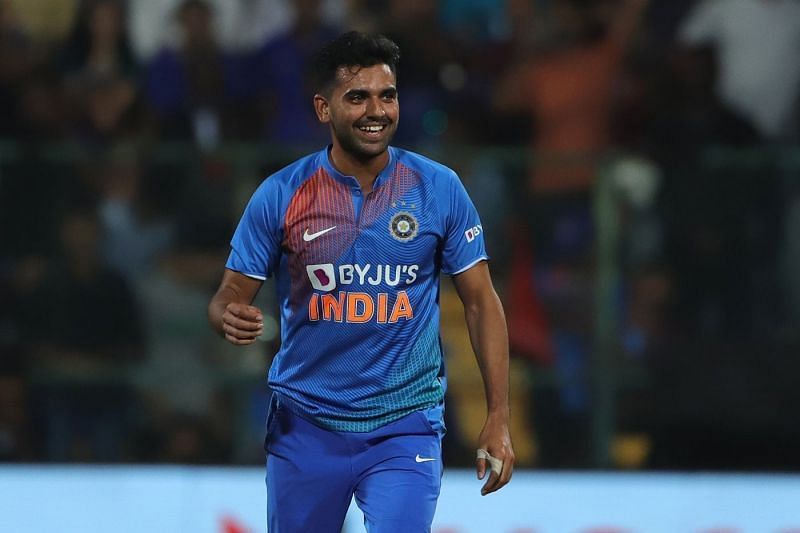 Deepak Chahar picked up a couple of wickets in the Sri Lankan innings