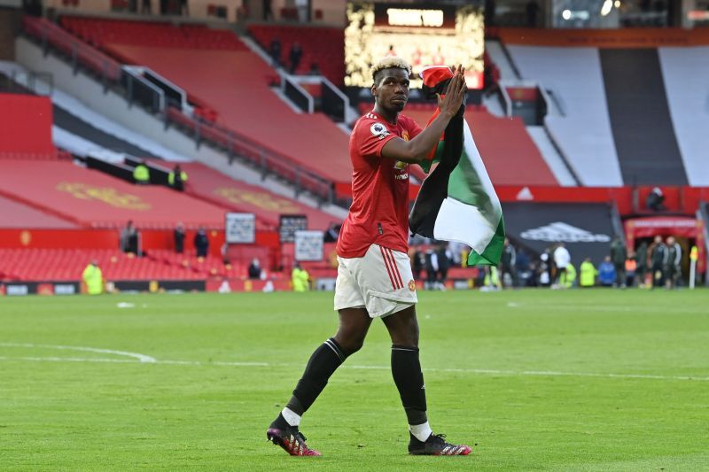 Manchester United v Fulham - Premier League