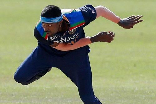 Hardik Pandya sported a headband during the first ODI