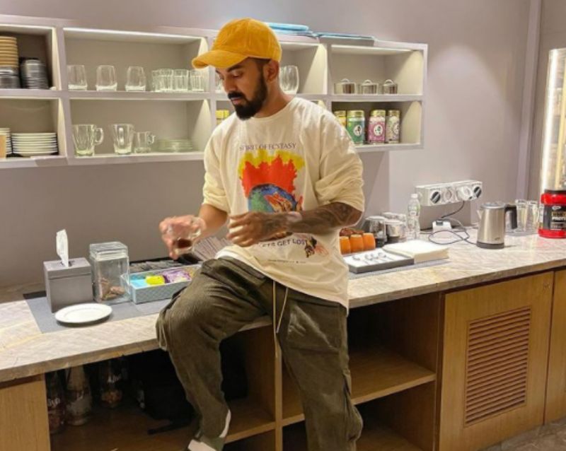 KL Rahul in the kitchen. Pic: KL Rahul/ Instagram