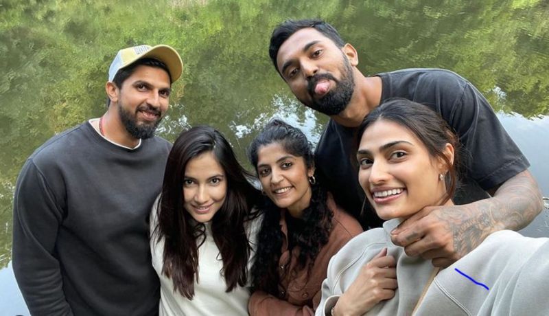Ishant Sharma and KL Rahul with their family and friends.
