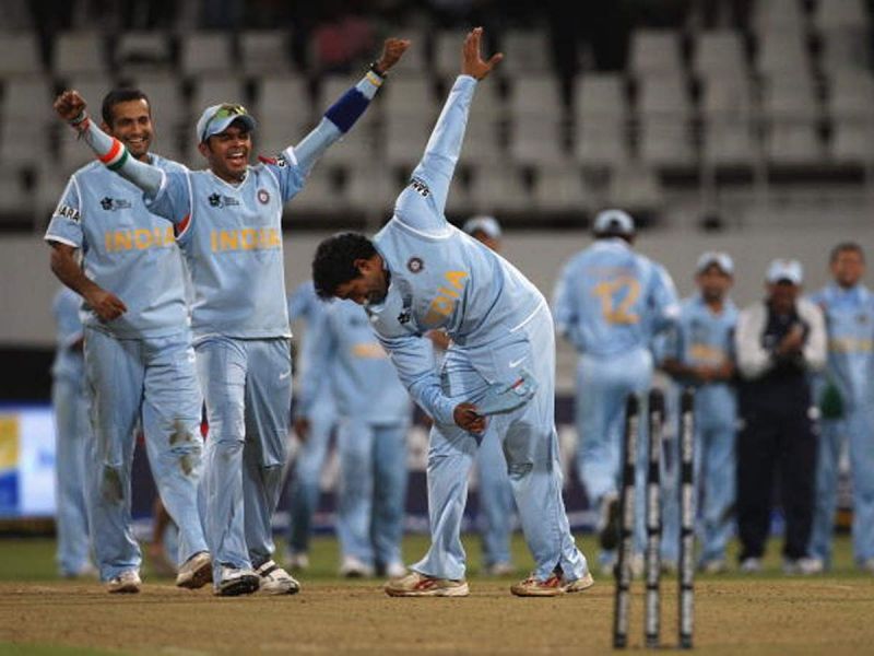 India won a thrilling game by virtue of a bowl out