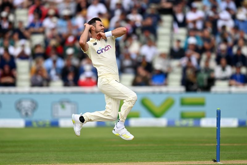 James Anderson picked up 1000 first-class wickets and was congratulated by CSK.