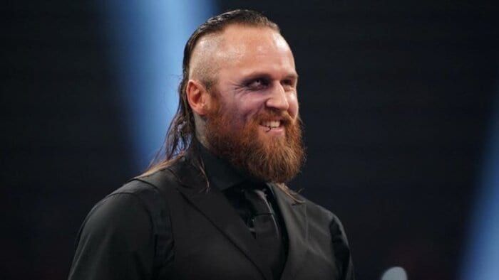 Former WWE Superstar Aleister Black hailed Roman Reigns as a great locker room leader