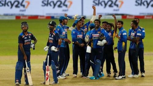 Sri Lanka team celebrating a dismissal