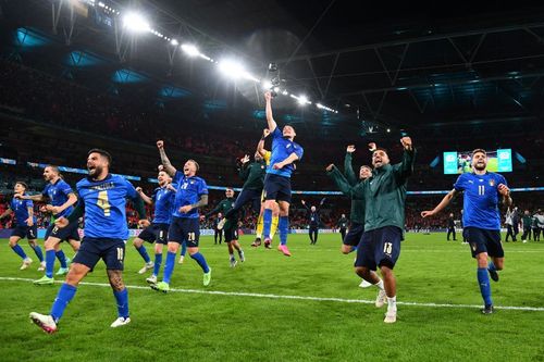 Italy players are ecstatic after beating Spain in a penalty shootout to reach the Euro 2020 final.