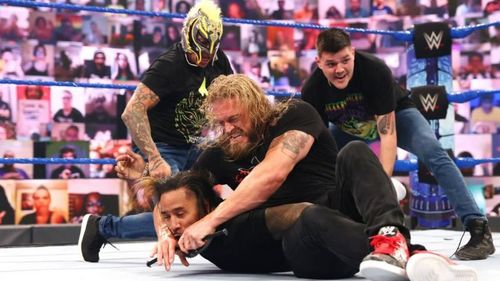 The Usos paid the price once again on WWE SmackDown