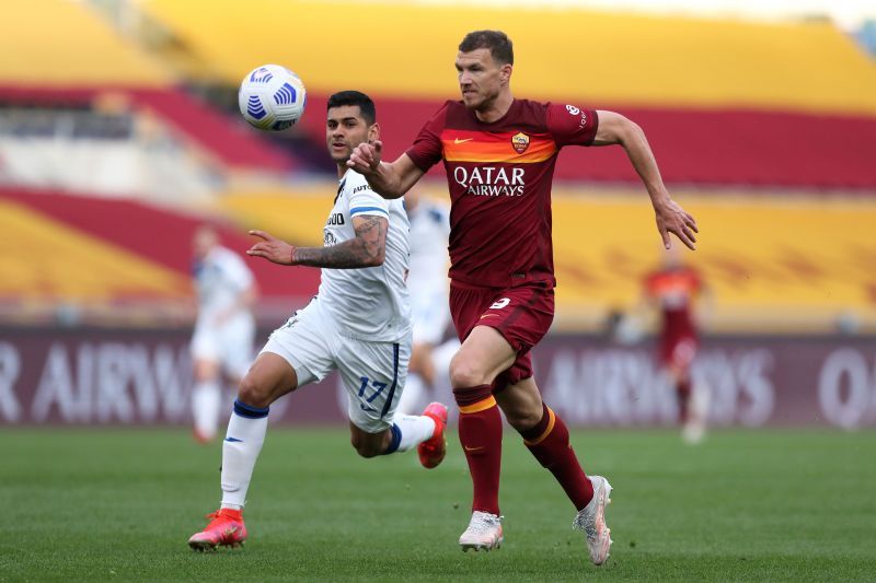 Dzeko in action for Roma