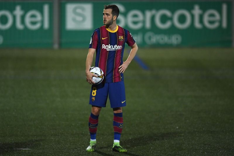 Miralem Pjanic has a disappointing season with Barcelona. (Photo by Alex Caparros/ Getty Images)