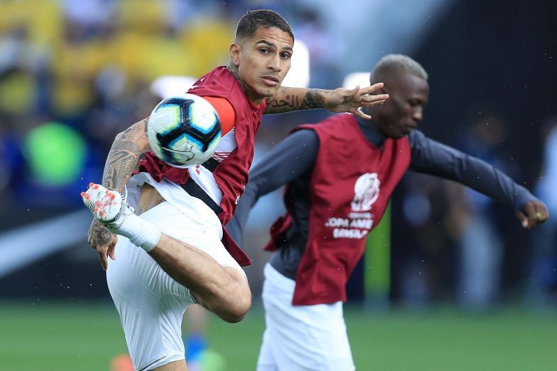 Paolo Guerrero warming up for Peru