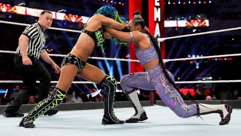 Sasha Banks and Bianca Belair going at it on the Grandest Stage of them All