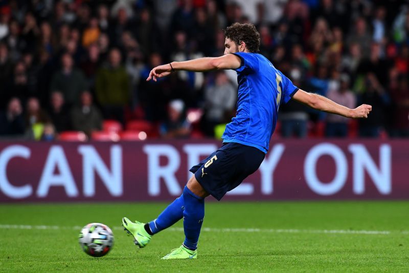 Manuel Locatelli in action for Italy