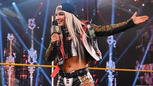 Toni Storm will add a new dynamic to SmackDown