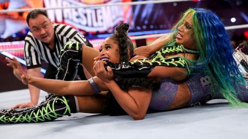 Sasha Banks and Bianca Belair made history at WrestleMania 37