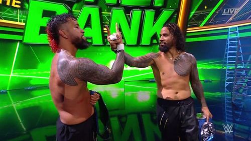 The Usos are your new SmackDown Tag Team Champions