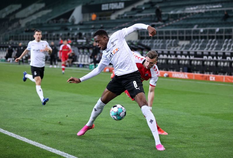 Denis Zakaria is one of the best CDM in Bundesliga. (Photo by Joosep Martinson/Getty Images)