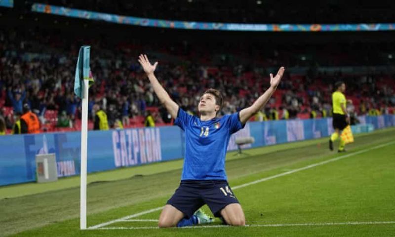 Federico Chiesa celebrates after scoring against Austria in the Round of 16.