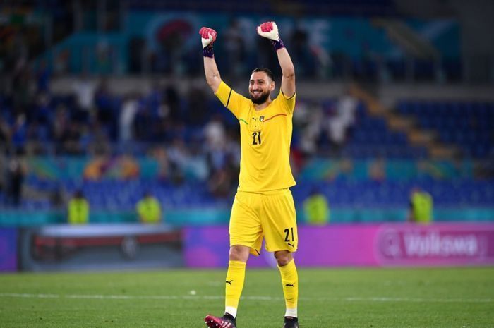 Gianluigi Donnarumma was the hero for Italy in the Euro 2020 final, saving two England penalties.