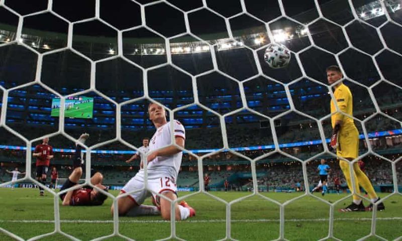 The Czechs were all over the place for both of Denmark's goals