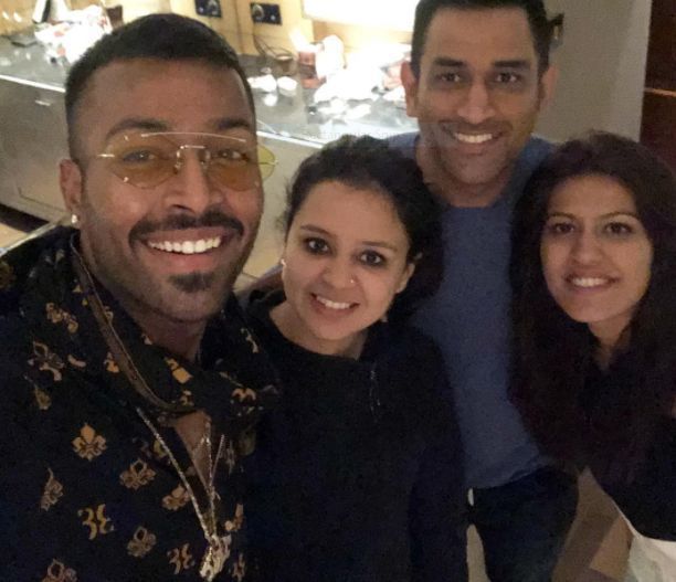 Hardik Pandya and his sister-in-law Pankhuri Sharma with MS Dhoni and his Wife Sakshi Dhoni