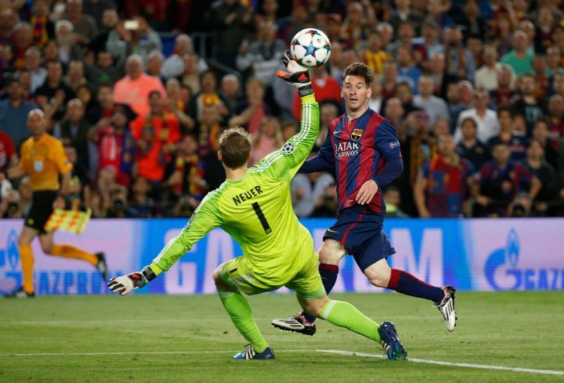 That night Messi showed Neuer who the real boss is!
