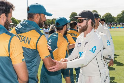 A clip from a Test between New Zealand and Pakistan