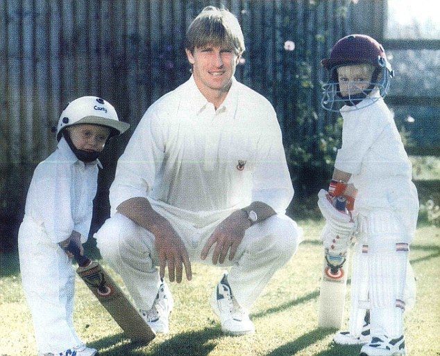 Childhood picture of Sam Curran with his father and his brother