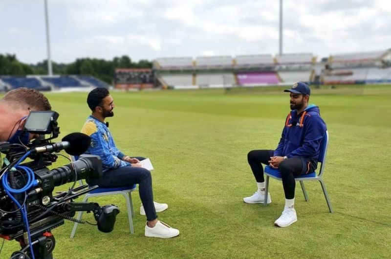 Dinesh Karthik interviewing Virat Kohli. (Photo: Dinesh Karthik&#039;s Instagram)