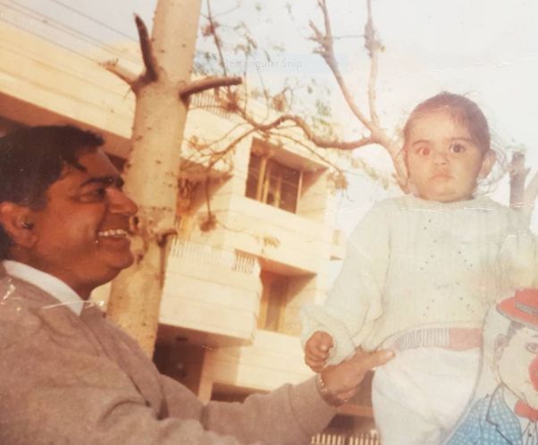 Childhood picture of Virat Kohli with his father Prem Kohli.