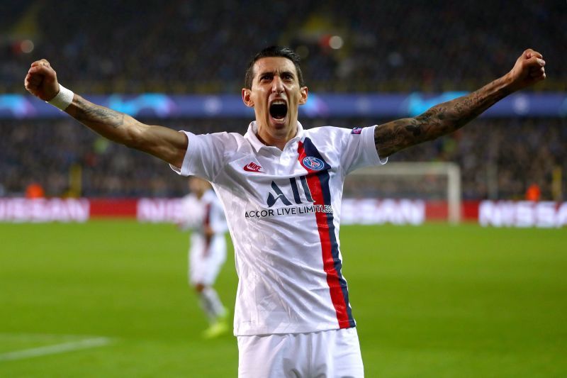 Di Maria defending the PSG colors