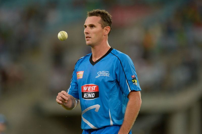 Big Bash League - Thunder v Strikers